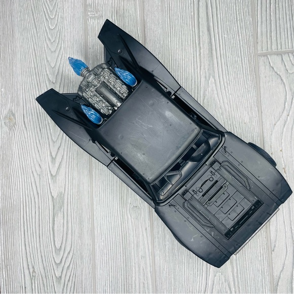 Batmobile No. 67833 Reving Lights and Sounds DC Comics 13" toy car black Batman - Picture 3 of 14